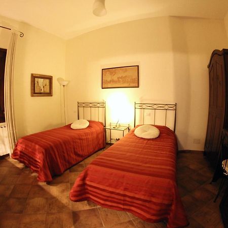 B&B Corte Barocca Лече Екстериор снимка