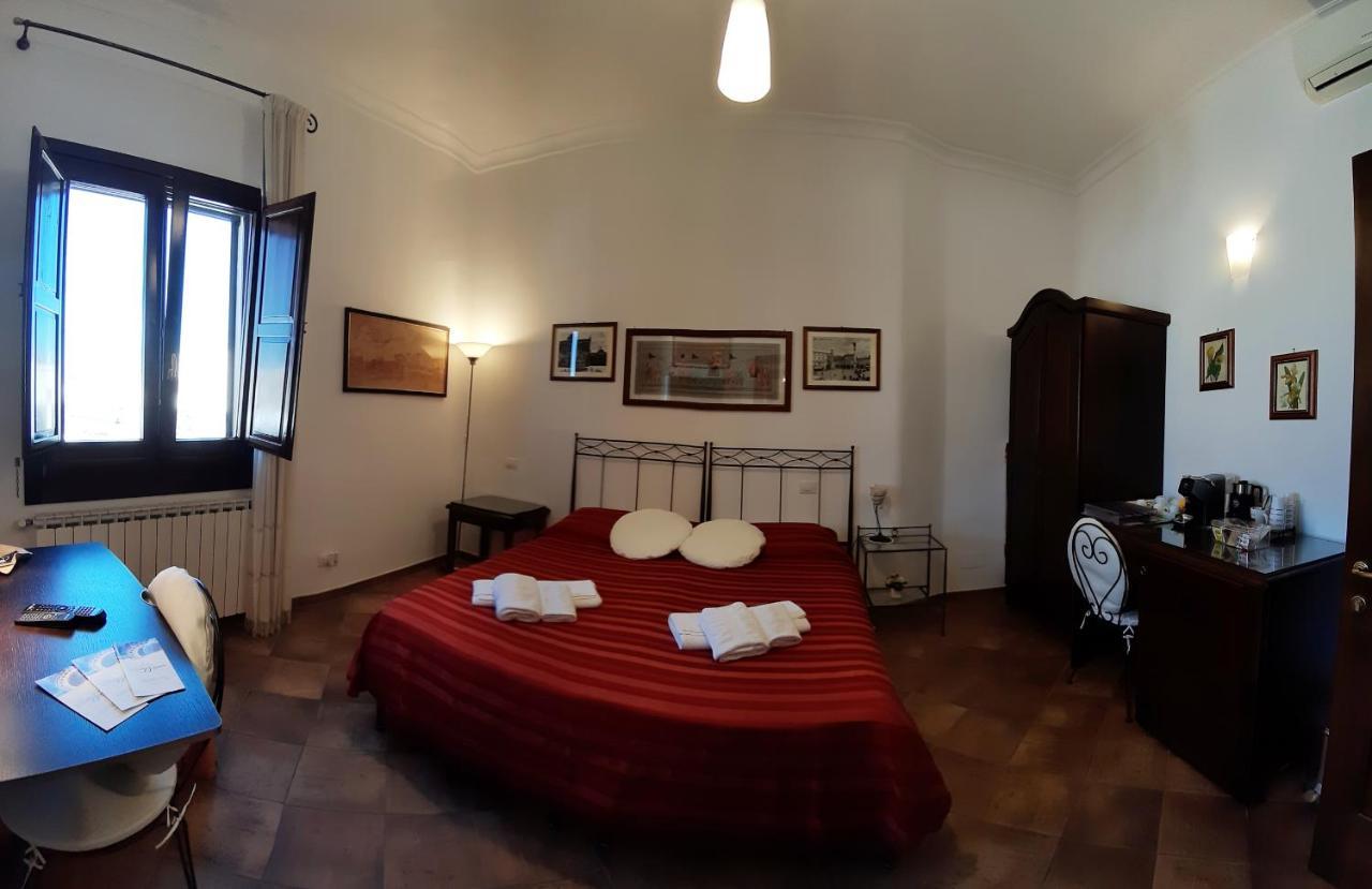 B&B Corte Barocca Лече Екстериор снимка